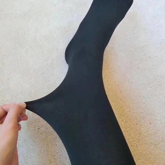 Yummie by Heather Thomson Smooth Seam Opaque Tights 2 Pack - Picture 4 of 6